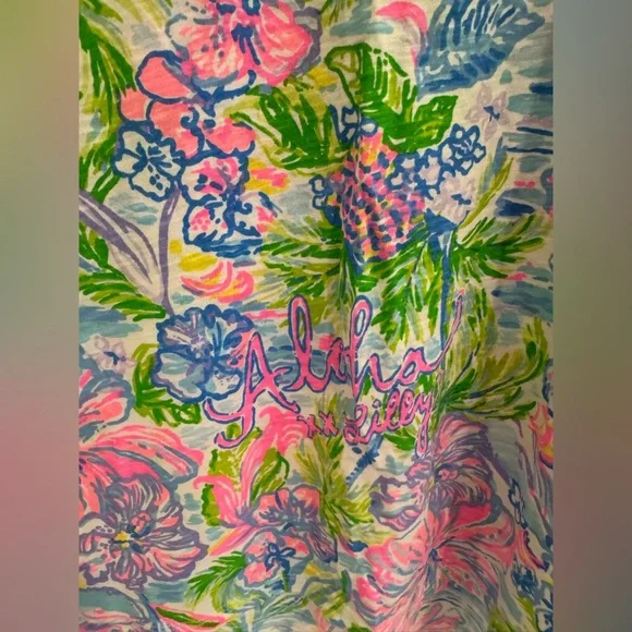 Lilly Pulitzer Etta V- Neck short sleeve shirt - Picture 5 of 7